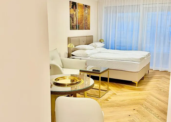 アパート Steiner Residences Belvedere