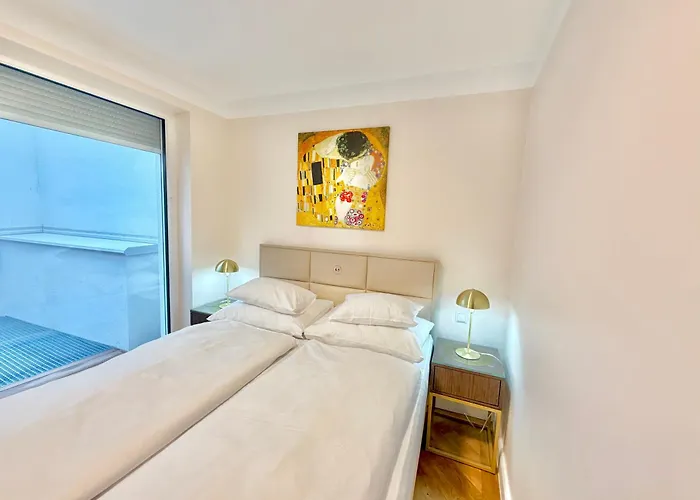 アパート Steiner Residences Belvedere *